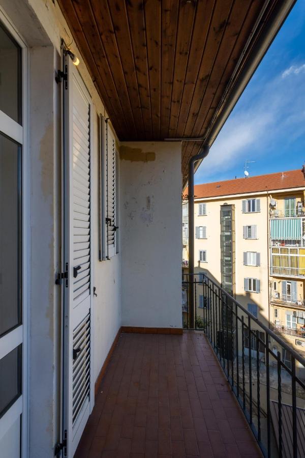 トリノSan Donato Balcony Flatアパートメント エクステリア 写真